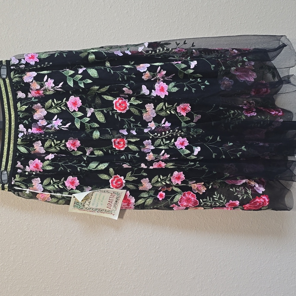 NWT Aratta Dark Rose Embroidered Skirt. Medium - Picture 12 of 14